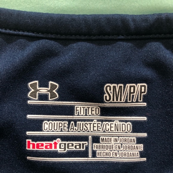 Under Armour Fitted Tee Shirt🐳 - Picture 6 of 7